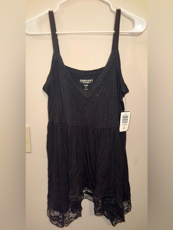 torrid Tops - torrid Deep Black Vintage Slub Lace Trim Cami